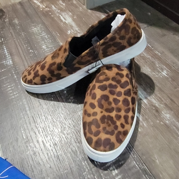 Bobbie brooks slip on - Picture 4 of 7